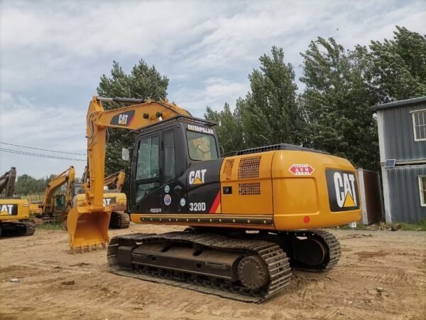 CAT Excavator 320