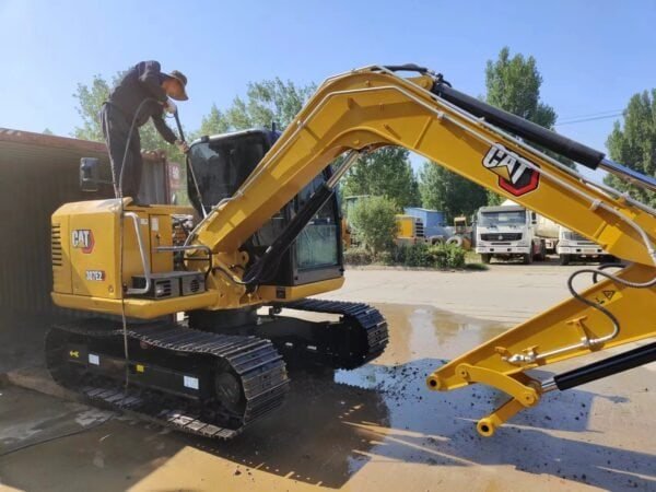 307 cat excavator