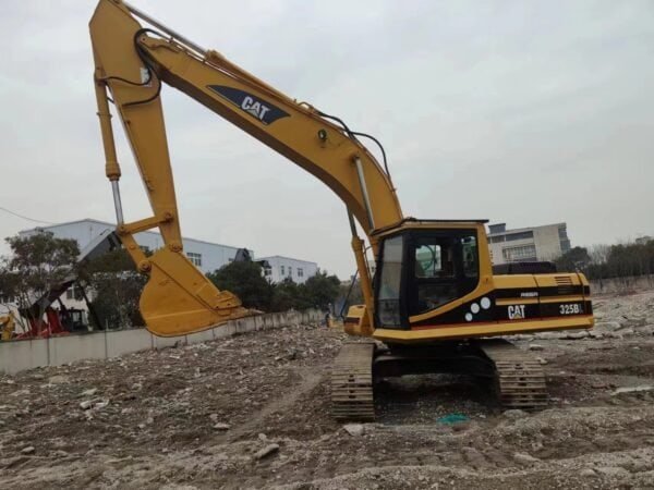 CAT 325B