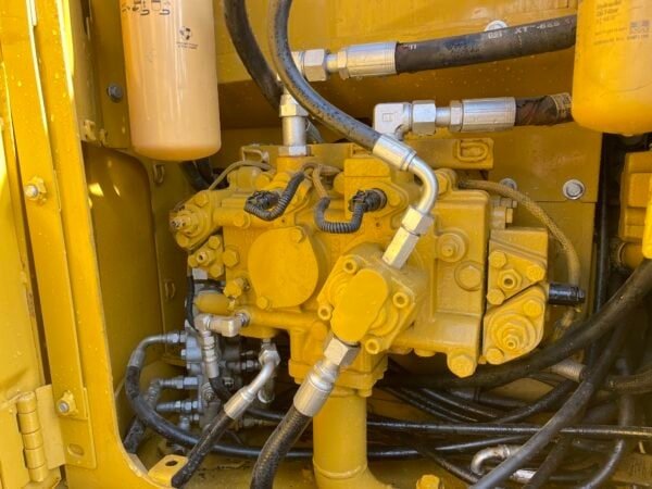 CAT 313