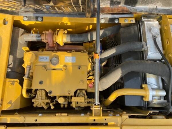 CAT 313