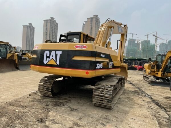 CAT 320BL