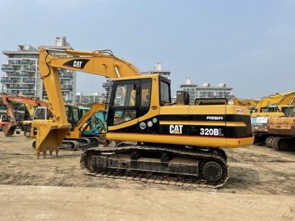 CAT 320BL