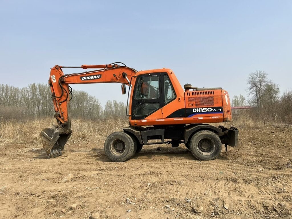 Doosan 150 excavator