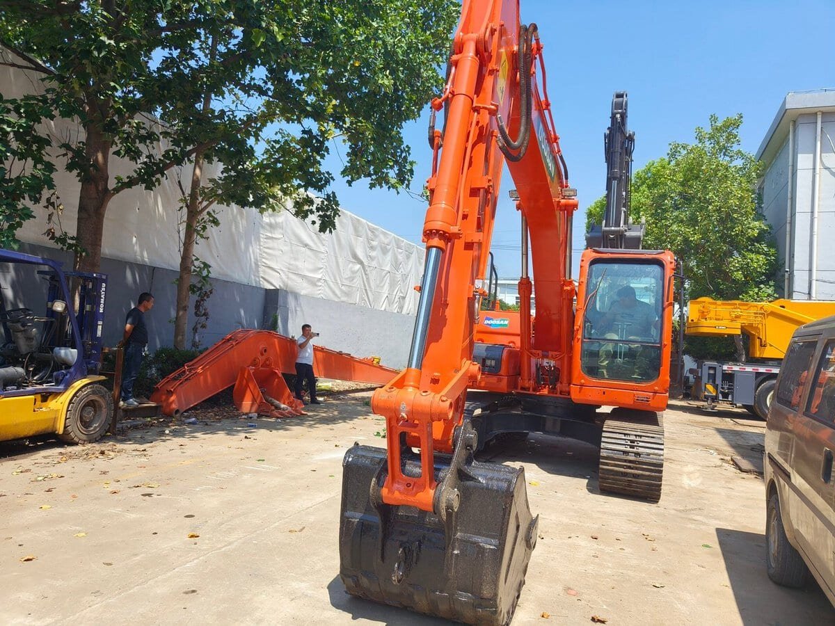 DX140 Doosan