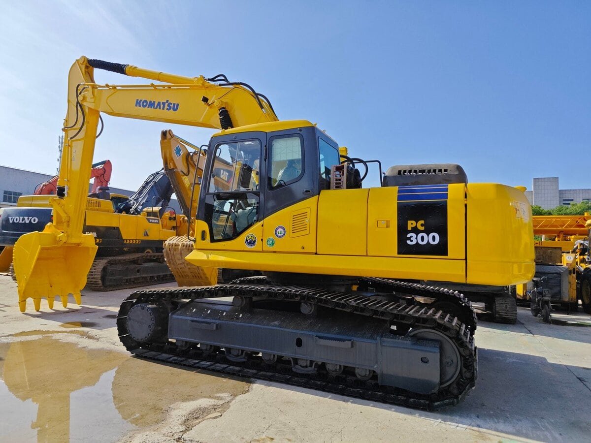 Used Komatsu PC 300 Hydraulic Excavator For Sale - China Machinary