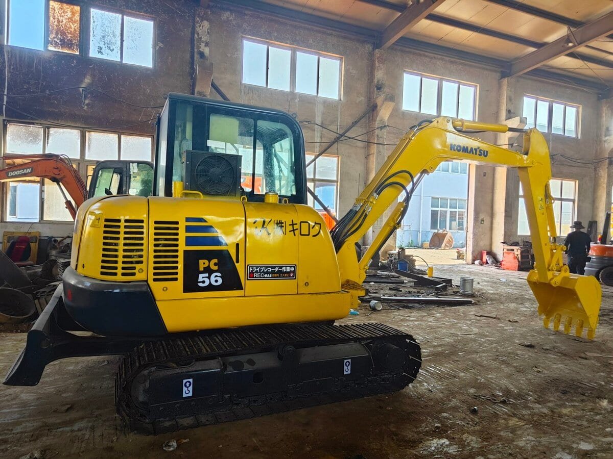 Komatsu PC56 specs