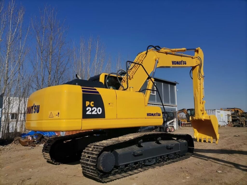 komatsu pc220 excavator