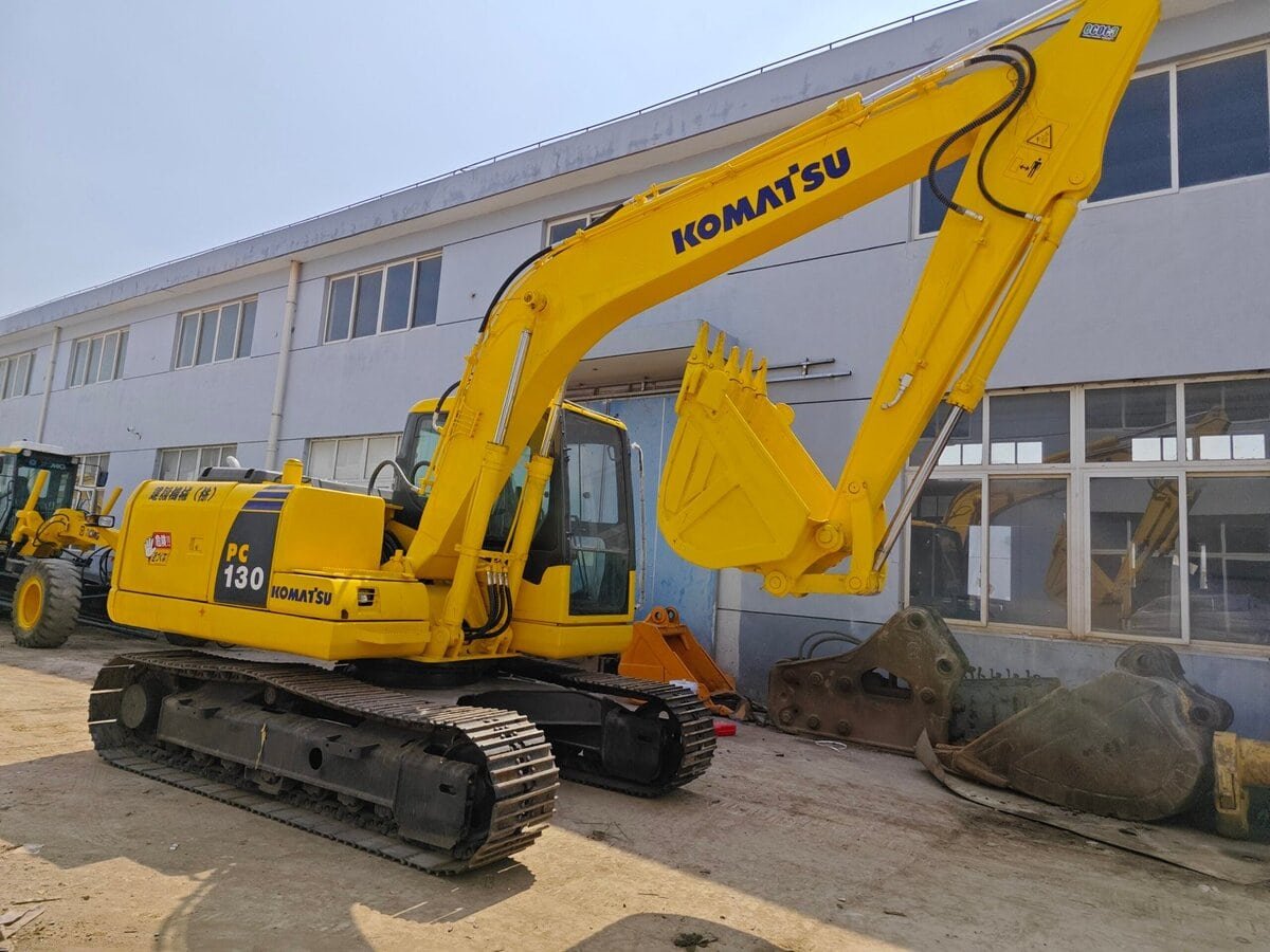 komatsu PC130