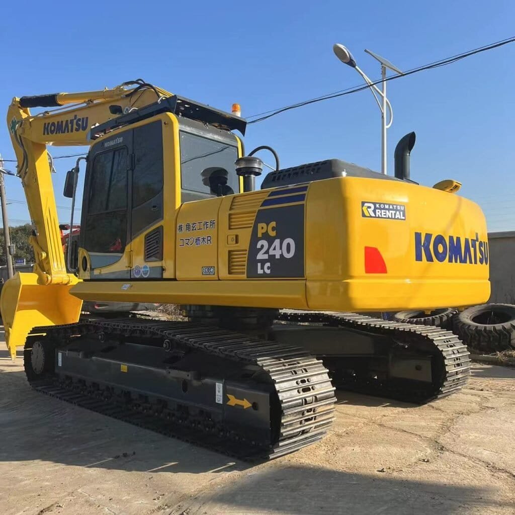 Komatsu PC 240