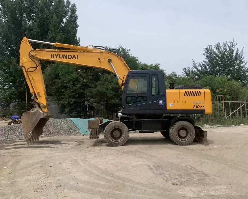 Hyundai 210 Excavator