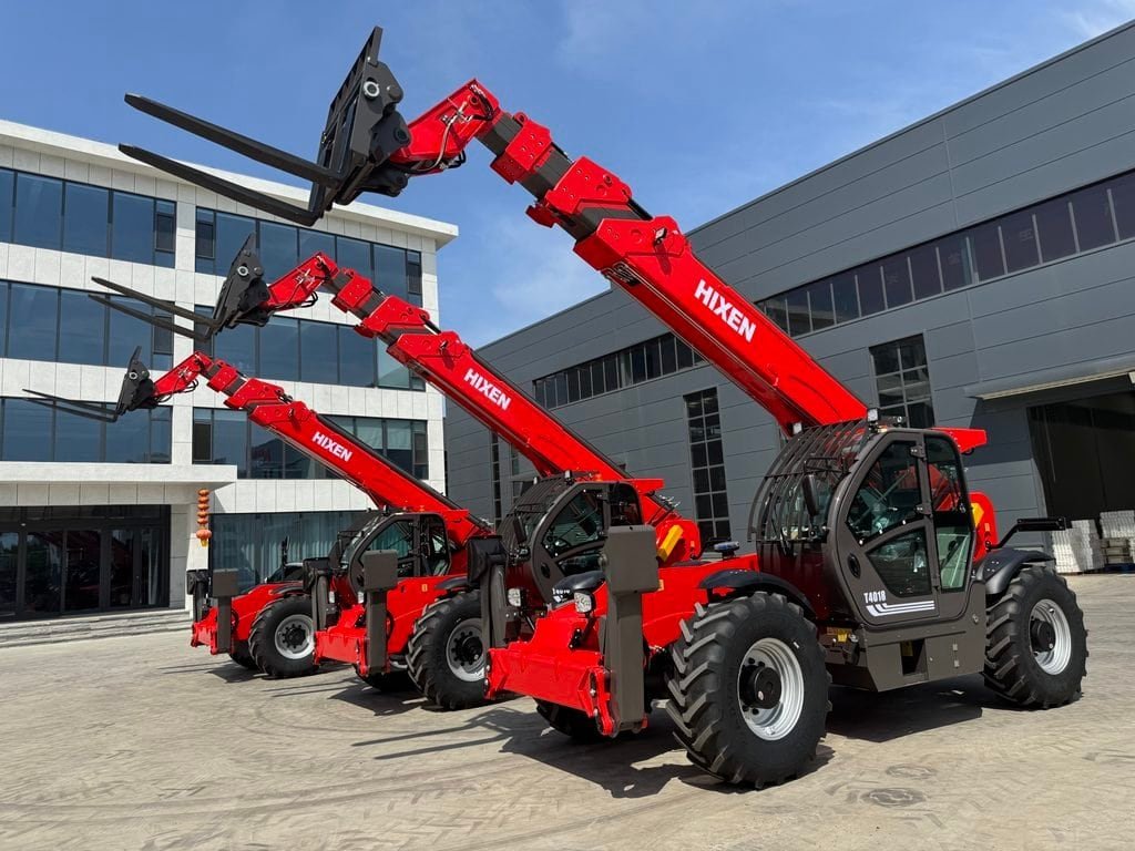 A versatile telehandler with multiple attachments
